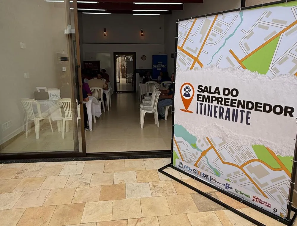 Sala do Empreendedor Itinerante leva serviços ao bairro Jatobá e encerra programação com roda de conversa sobre empreendedorismo