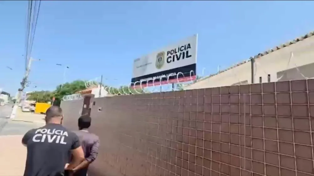 Polícia Civil cumpre mandado de prisão preventiva por estupro de vulnerável contra homem que manteve relação com criança de 11 anos que resultou no nascimento de um bebê