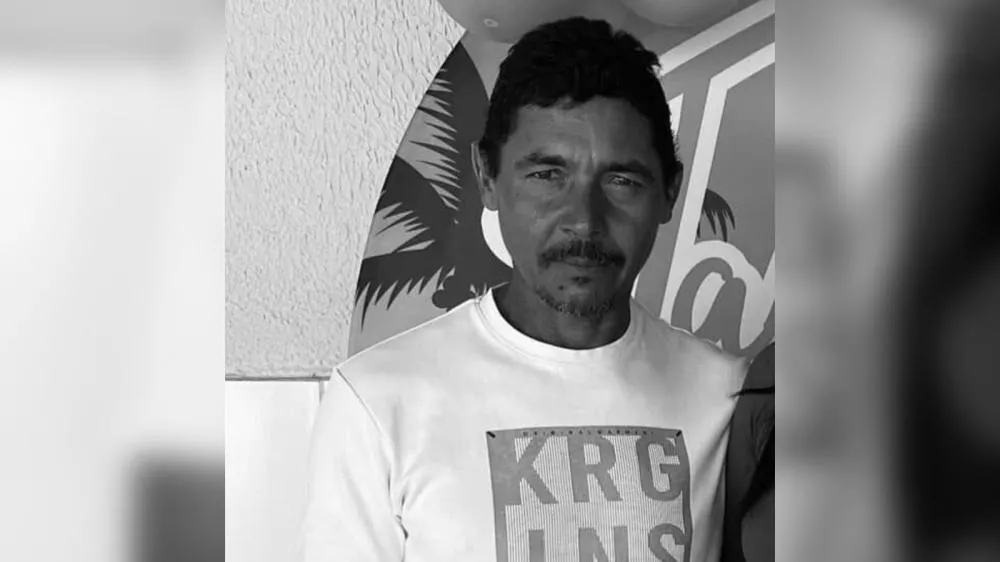 Morre o pescador Hildebrando Martiniano com sintomas idênticos aos de adolescente após consumo de bebida em praça de Patos