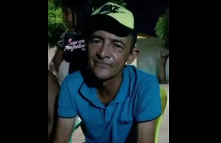 Motociclista morre após colidir com vaca na PB-383, no Sertão da Paraíba