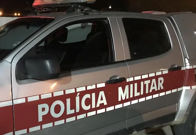 Jovem é esfaqueado na madrugada desta segunda-feira (23), em Teixeira