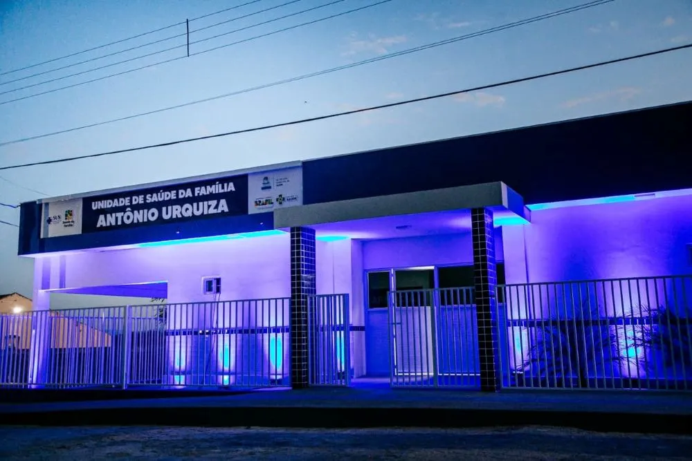 Confusão e agressão em posto de saúde termina na delegacia; servidora e paciente divergem sobre o ocorrido