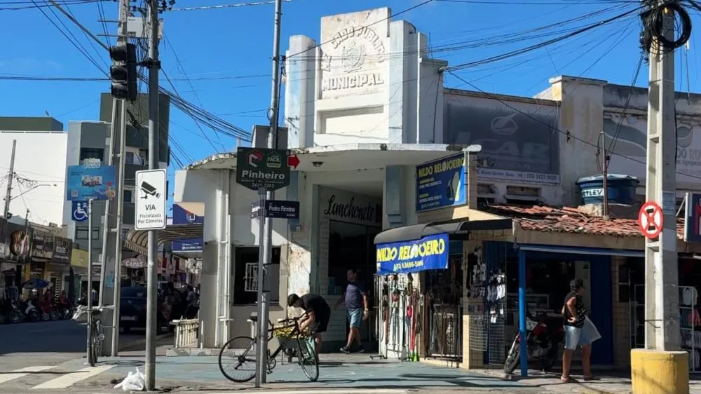 Mercados públicos de Patos funcionam normalmente na segunda-feira; veja cronograma do feriadão