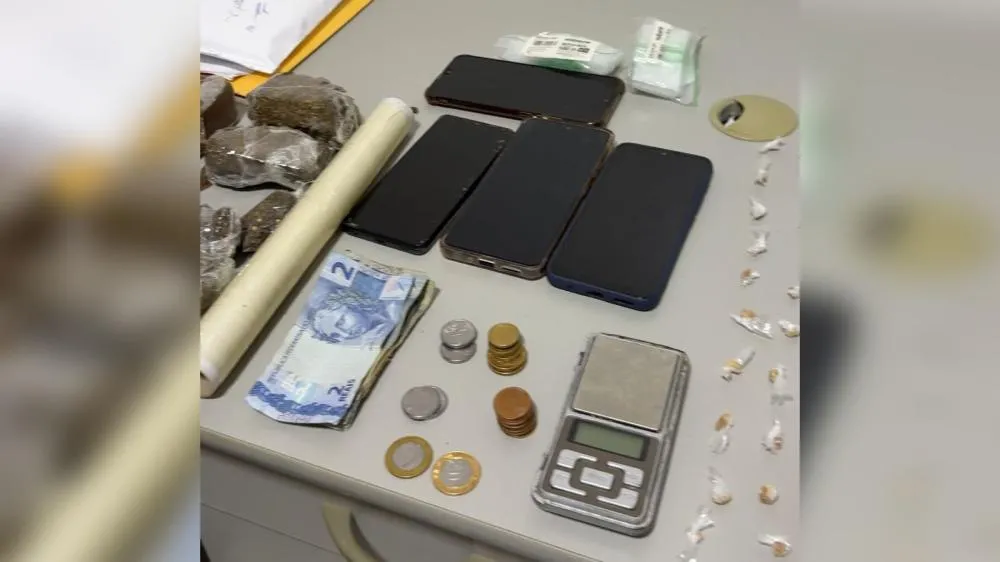 PM prende trio e apreende grande quantidade de drogas durante ação na Rua do Meio, em Patos
