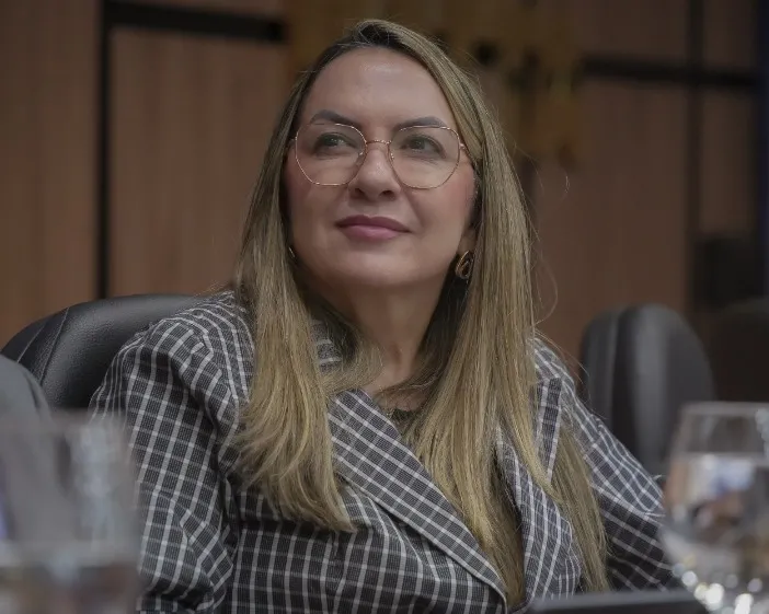 TJ-PB suspende liminar e Tide Eduardo retorna à presidência da Câmara de Patos